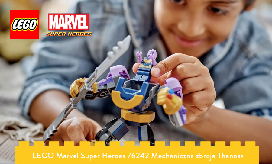 Chłopiec bawiący się zbroją Mecha Thanosa z LEGO